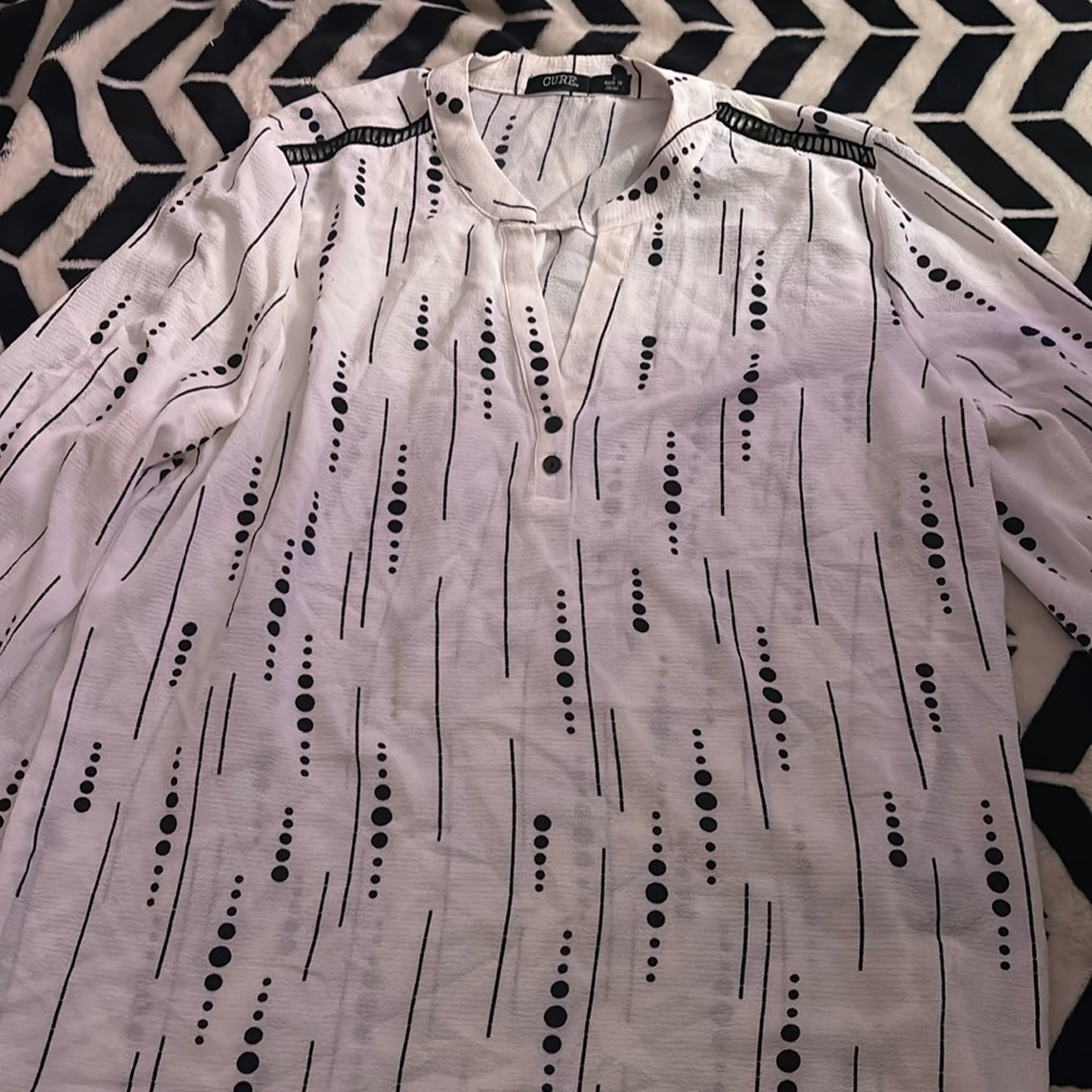 Cure long sleeves, large, black, and white T-shirt